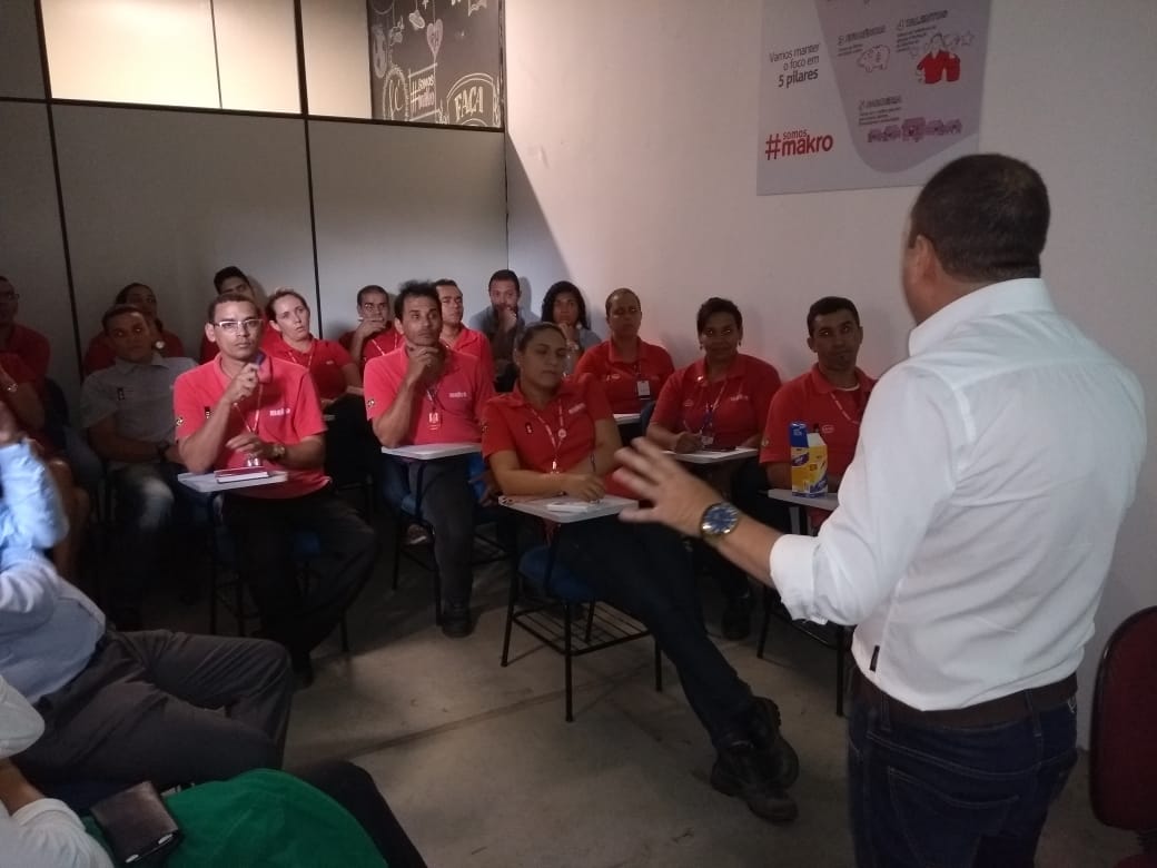 ‘Práticas abusivas’ é tema de palestra do Procon em supermercado de Campina