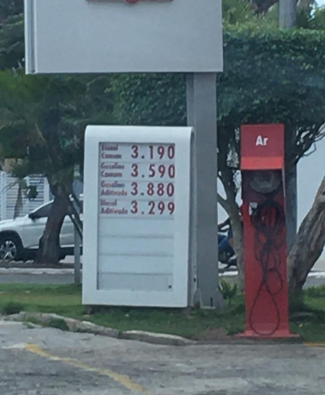 Preço da gasolina comum cai e chega a R$ 3,57 em Campina Grande