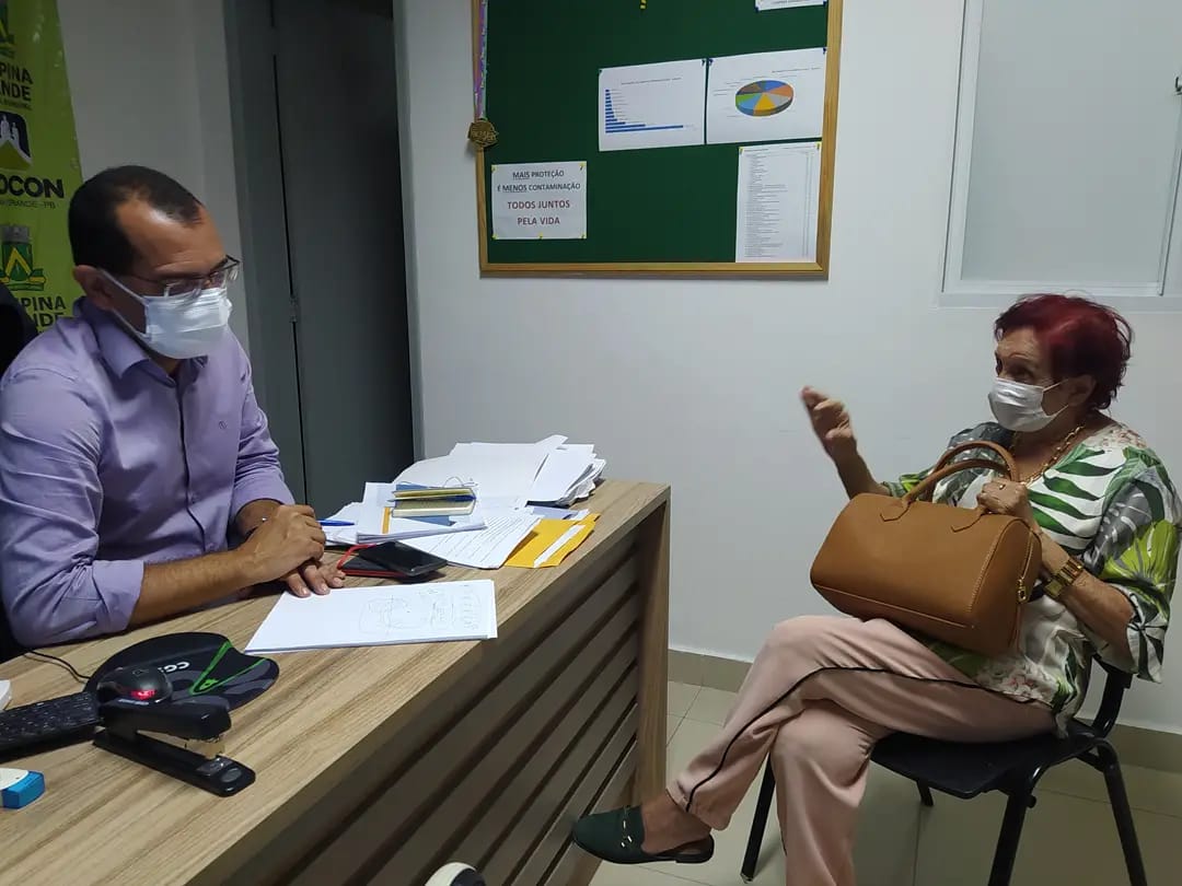 Procon Municipal recebe a visita professora Eneida Agra Maracajá