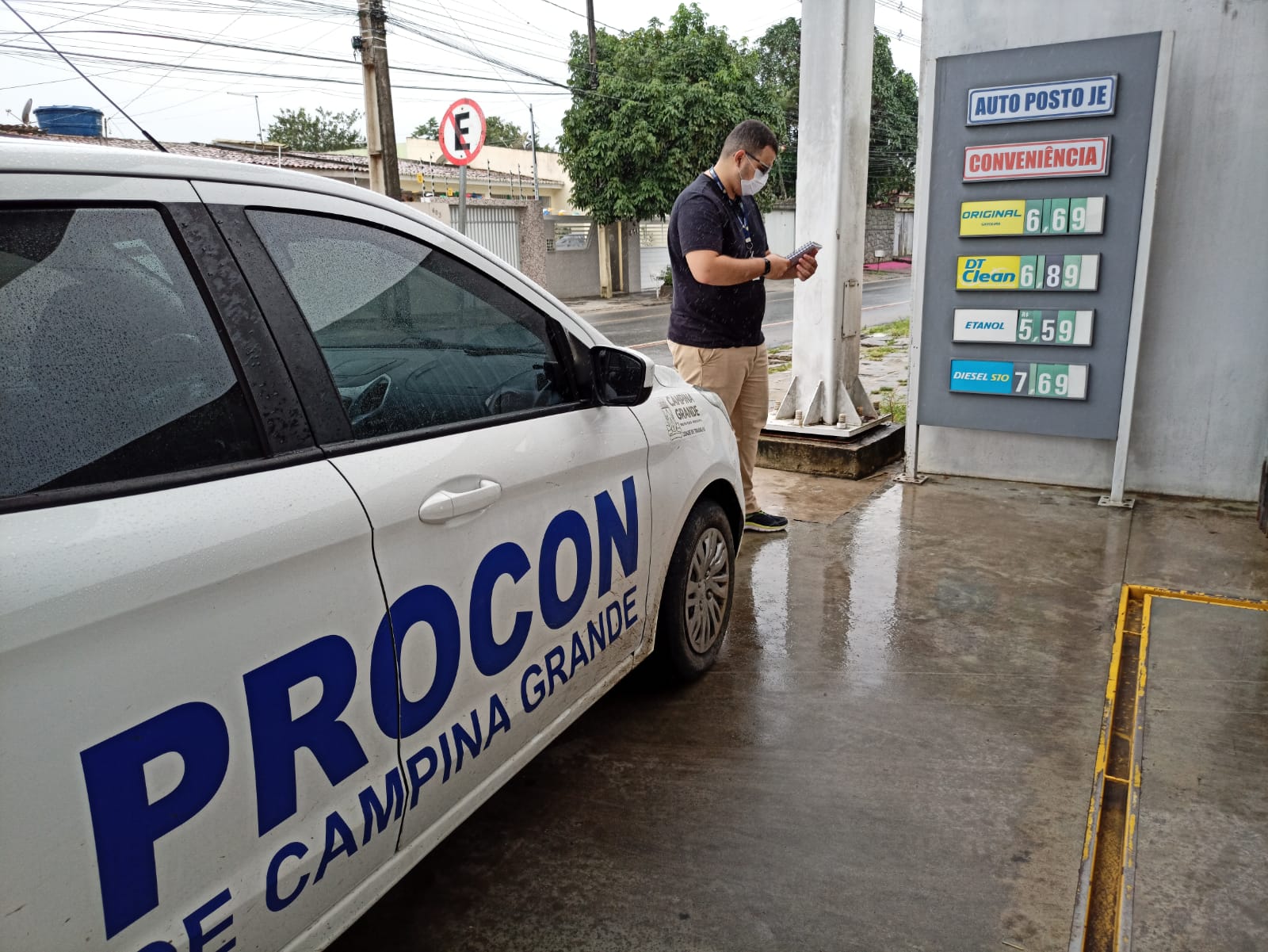 Procon Municipal: Preço de combustíveis apresenta redução de até 6,97% em Campina Grande