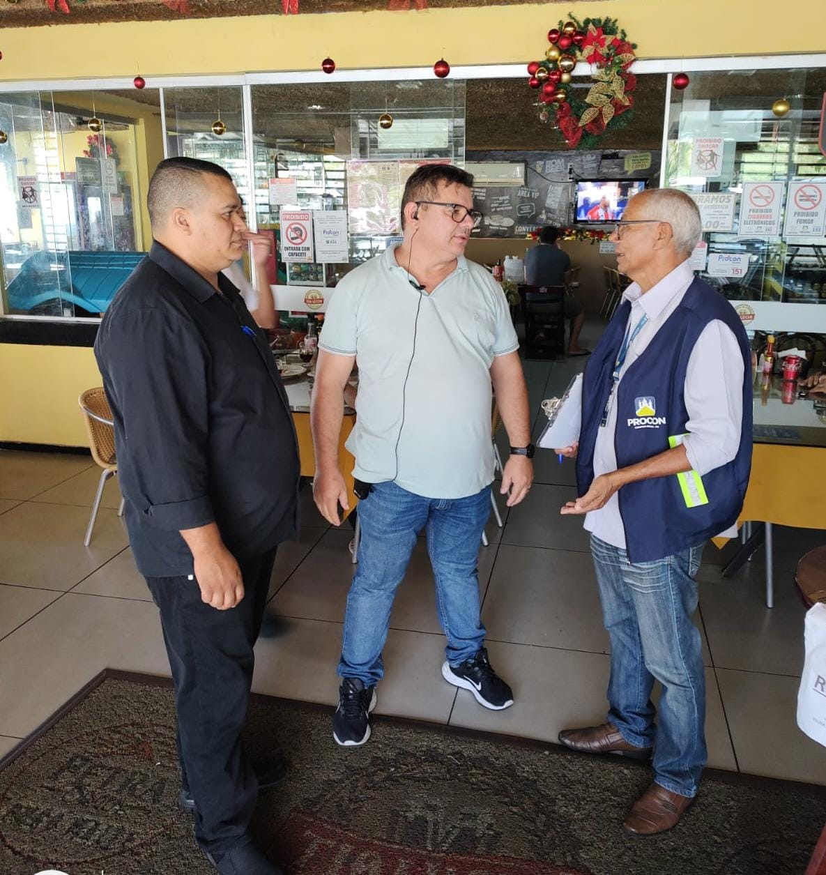 Educação: Procon de Campina Grande orienta donos de bares e restaurantes sobre regras consumeristas