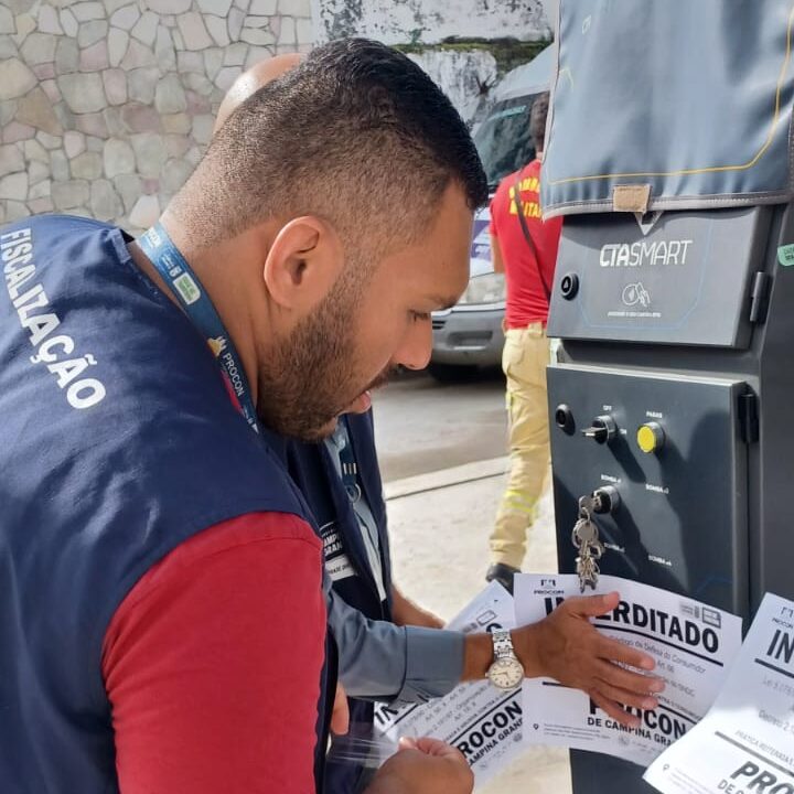 Procon-CG interdita ponto de venda de combustíveis irregular durante ação conjunta com Corpo de Bombeiros e PM