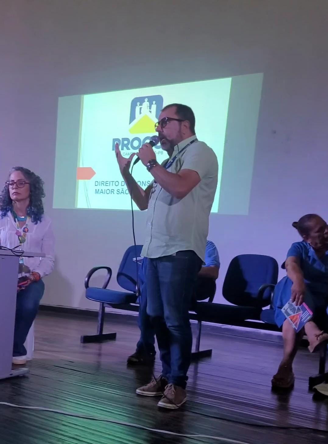 Capacitação: Procon Municipal passa orientações para comerciantes que participarão do Maior São João do Mundo