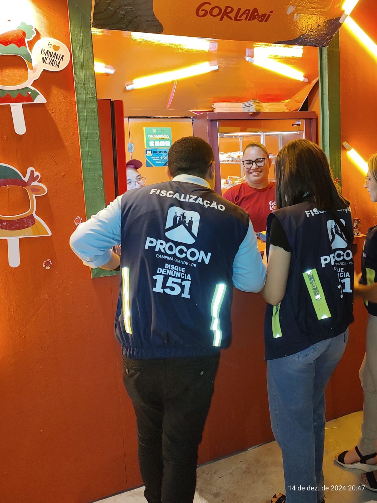 Procon Municipal distribui mais de 1,8 mil publicações sobre Direito do Consumidor durante a 11ª edição do Natal Iluminado