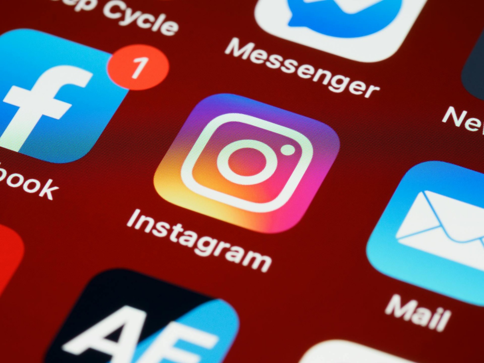 Procon-CG multa Facebook em R$ 30 mil por suspensão indevida de conta comercial no Instagram