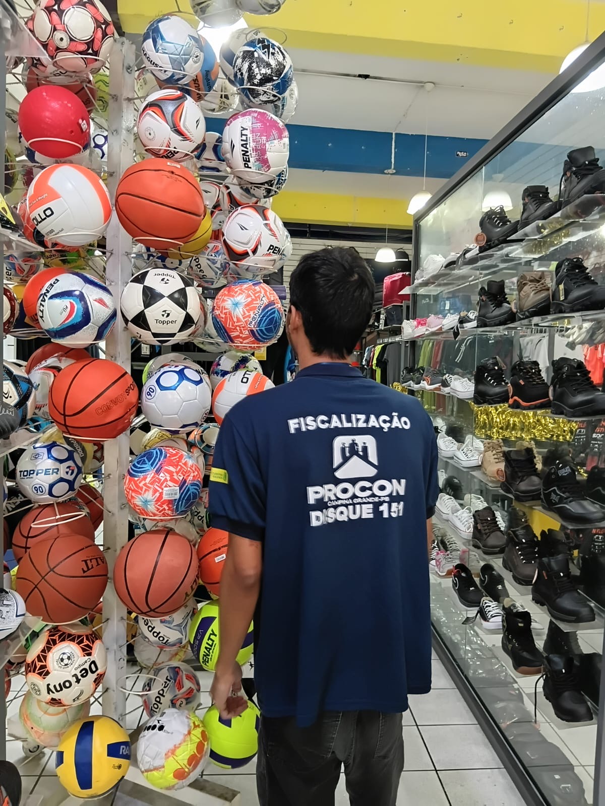 Procon-CG divulga pesquisa de preços para o Dia dos Pais 2026 com presentes que vão de R$ 19,99 a R$ 4.699,00