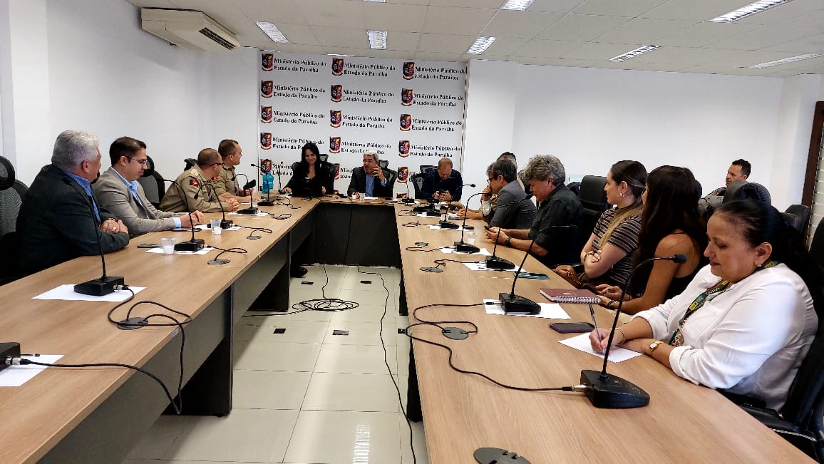 Procon de Campina Grande discute ações para 2025 durante reunião do MP-Procon